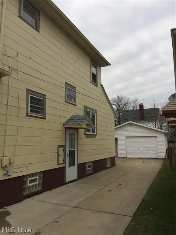 Mix King & Gibbs - Residential Lease