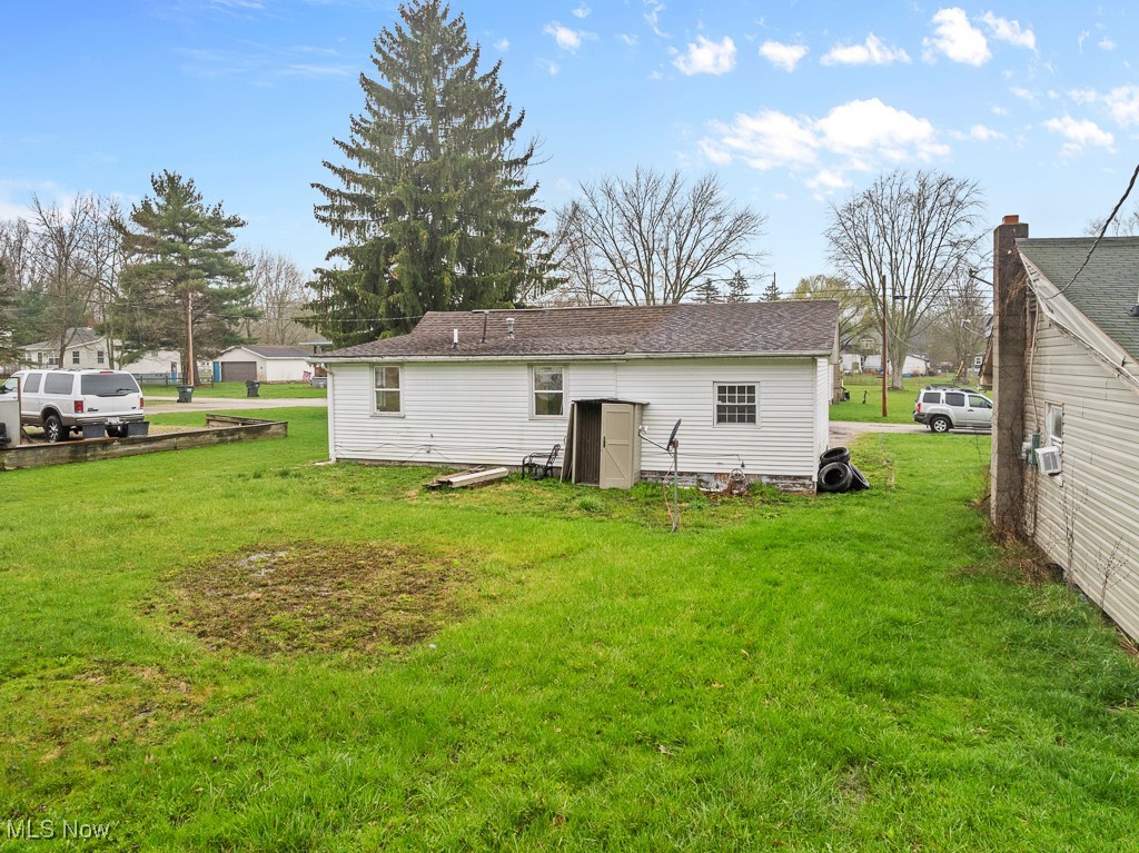 11368 Homestead Avenue, Alliance, Ohio image 30
