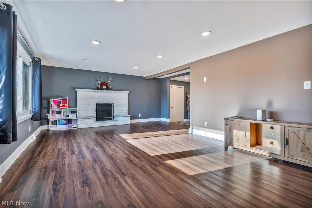 Holly Hills - Residential