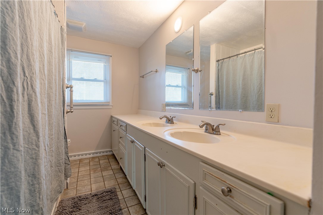 Holly Hills - Residential