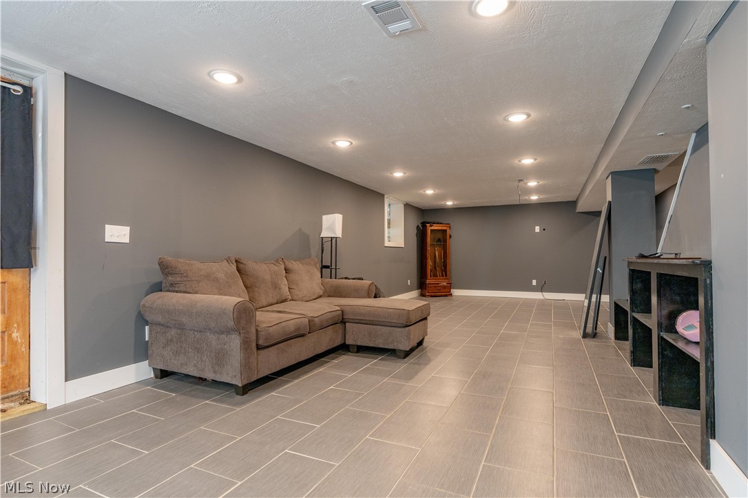 Holly Hills - Residential