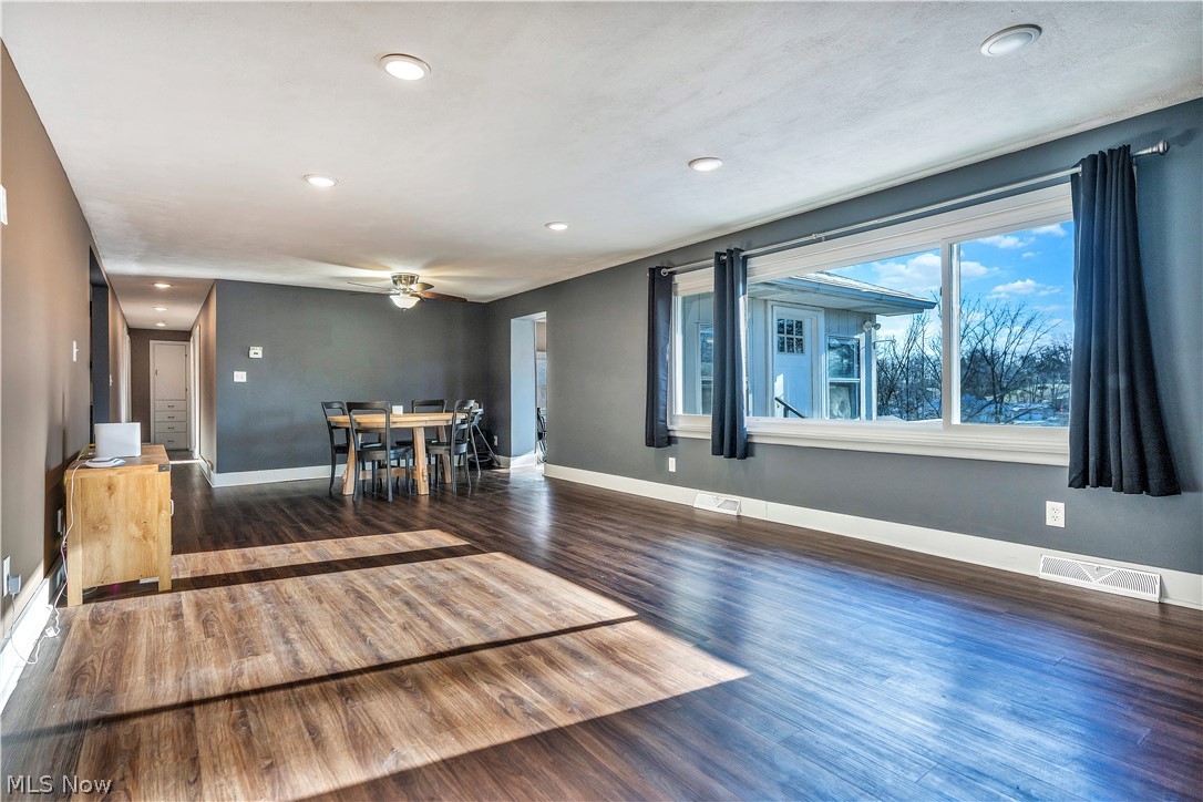 Holly Hills - Residential