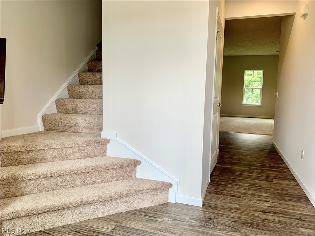 Meadow Run Towns - Residential Lease