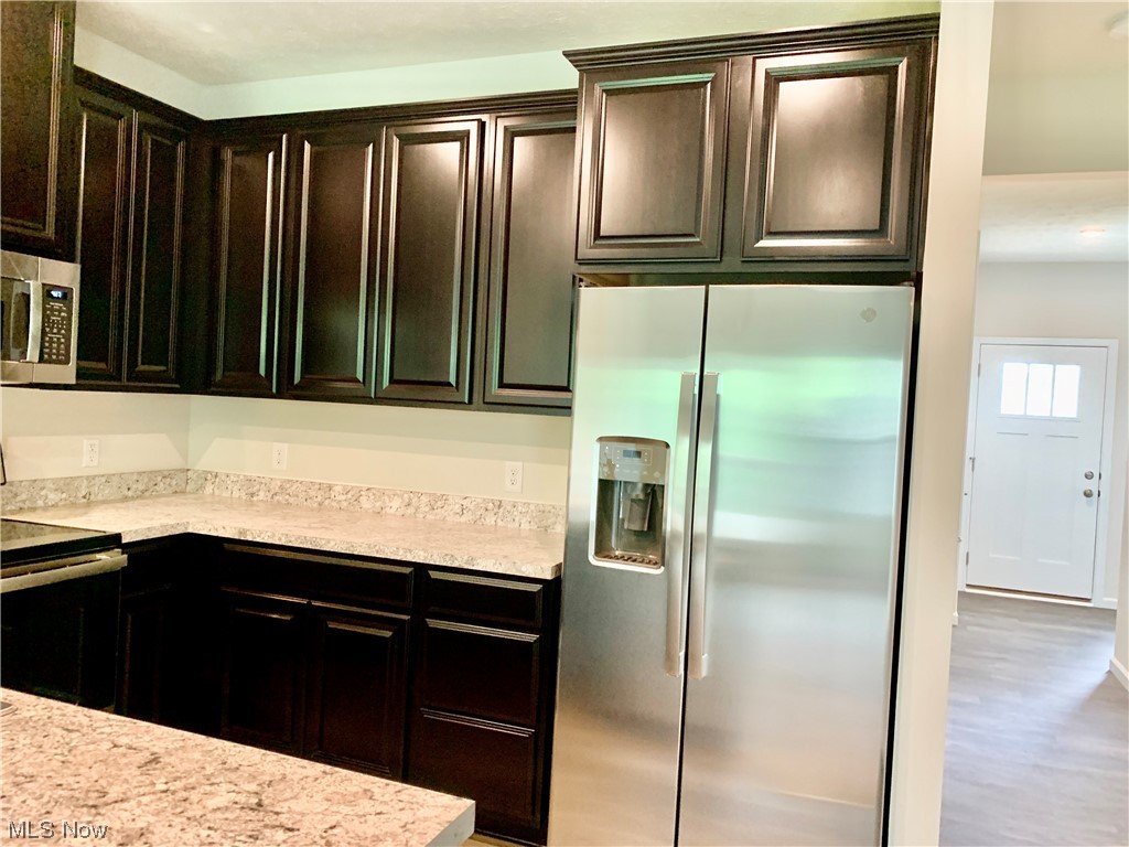 Meadow Run Towns - Residential Lease