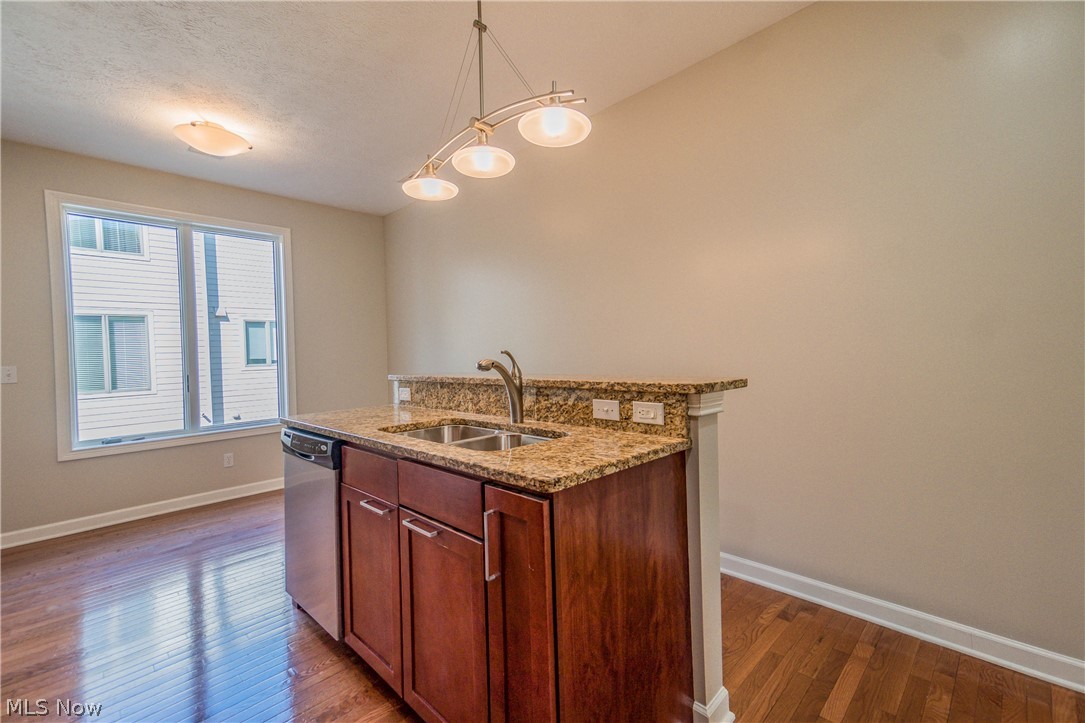 Henry Wicks - Residential