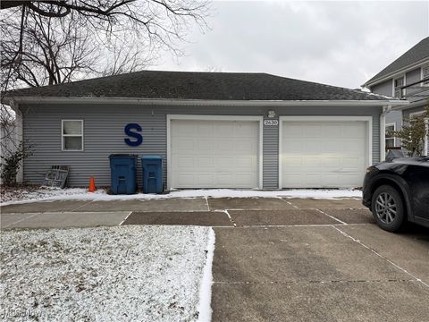 Tiny photo for 2630 E Erie Avenue, Lorain, OH 44052 (MLS # 5179065)