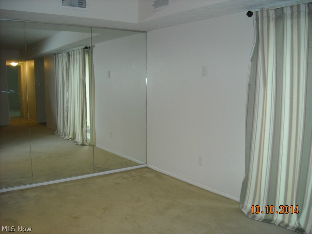 Independence Place South Condo - Residential