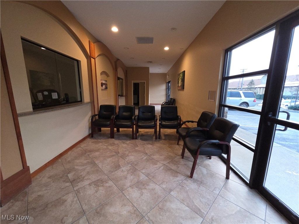 Photo of 304 W Main Street, St Clairsville, OH 43950 (MLS # 5177316)