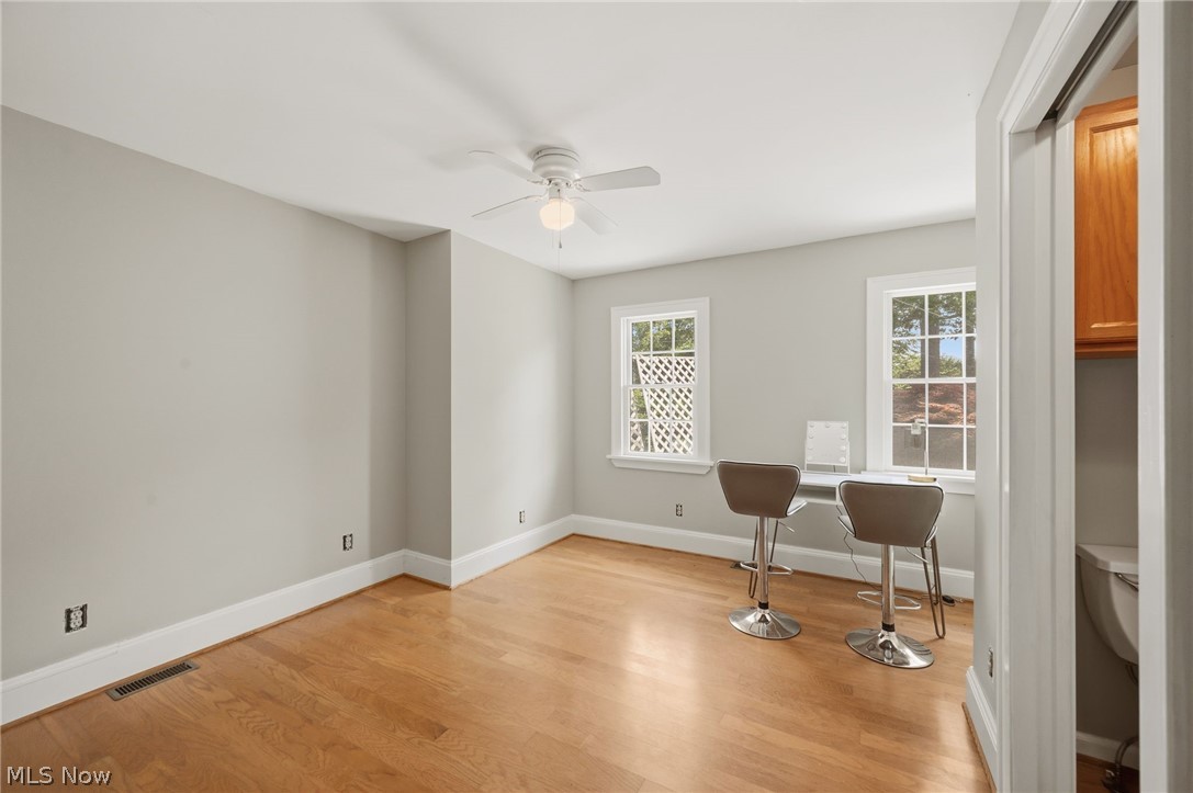 Mathews & Gilbert Ma#r Park Su - Residential