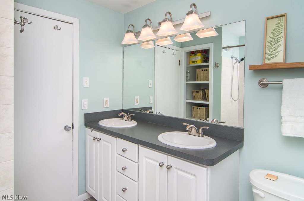 Wm T Arnos Belvoir Fairmount - Residential