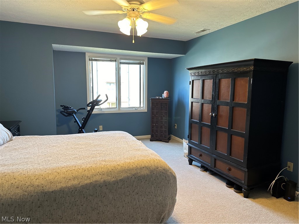 Hickory Ridge Condo - Residential