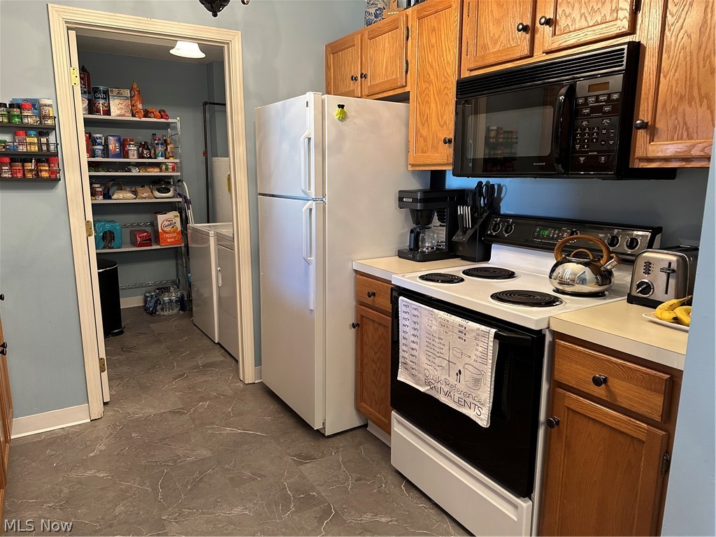 Hickory Ridge Condo - Residential