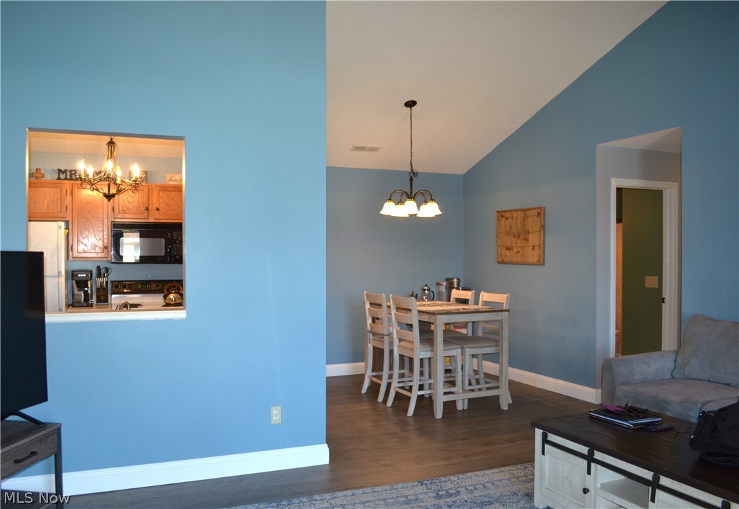 Hickory Ridge Condo - Residential