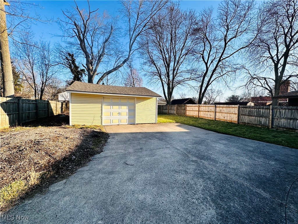 274 West Street, Berea, Ohio image 44