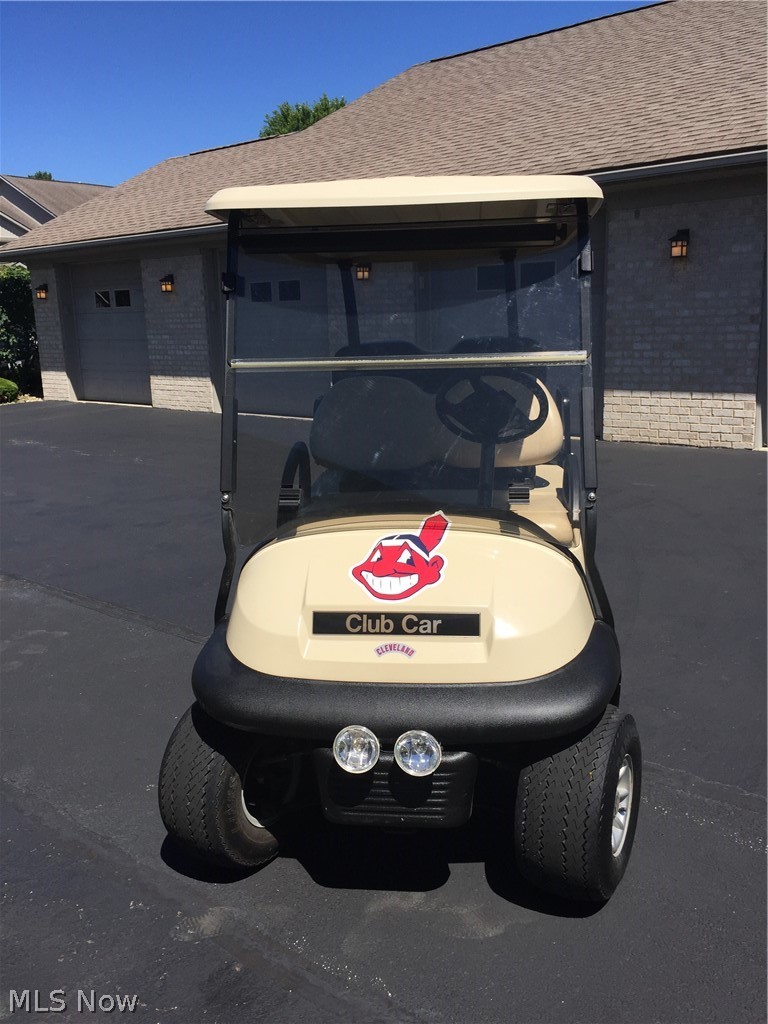 Lake Milton Condo Garage 03a - Residential