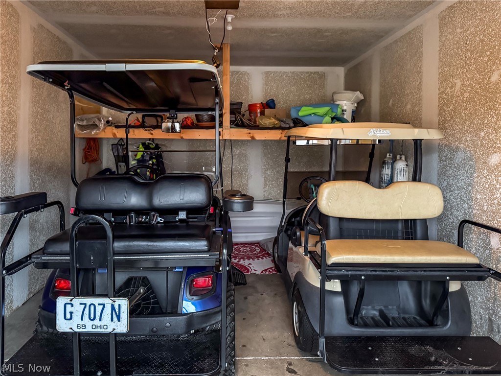 Lake Milton Condo Garage 03a - Residential