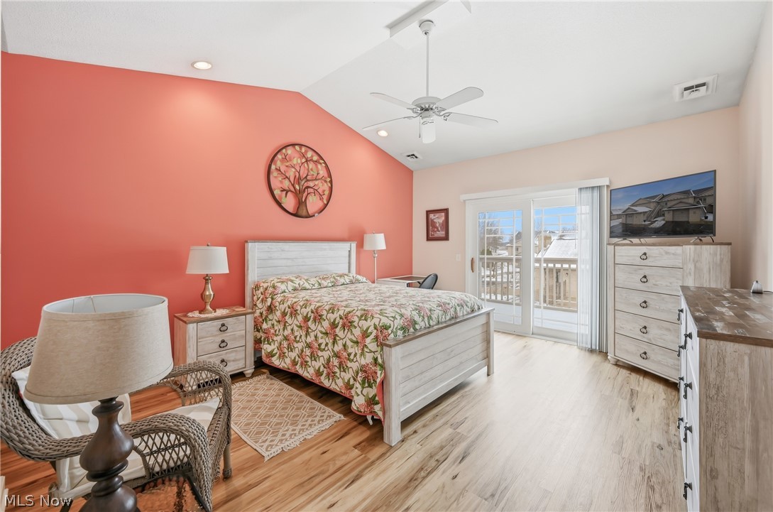 Lake Milton Condo Garage 03a - Residential