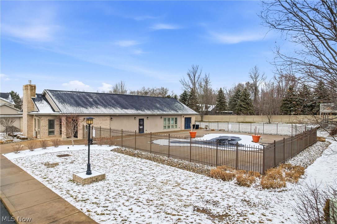 Lake Milton Condo Garage 03a - Residential