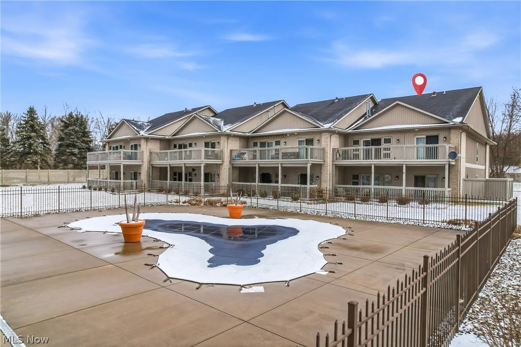 Photo of 574 Lakeview Blvd. Boulevard, Lake Milton, OH 44429 (MLS # 5188167)