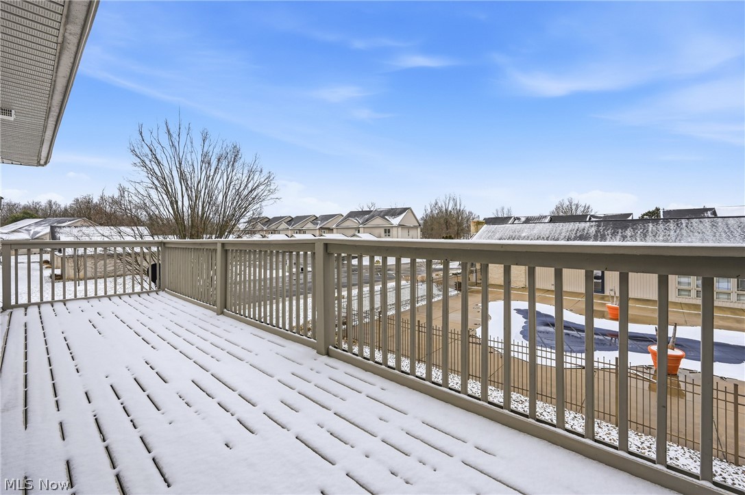 Lake Milton Condo Garage 03a - Residential