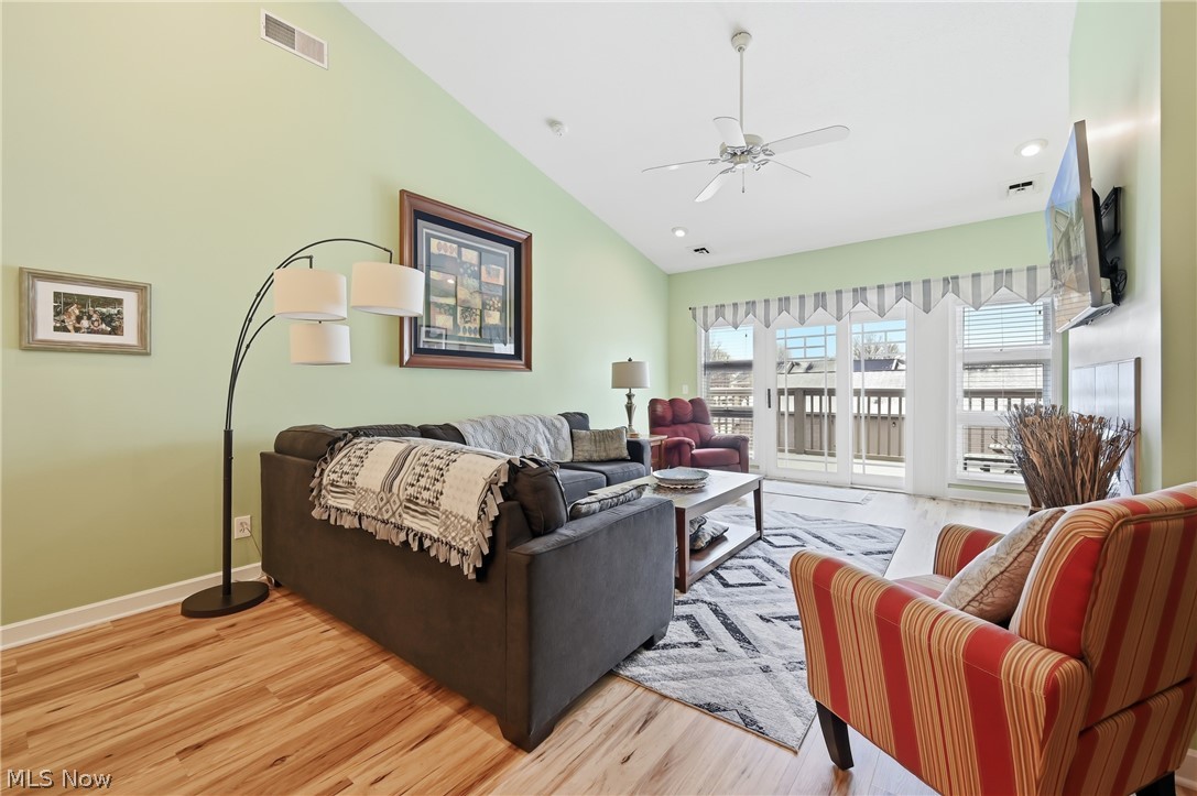 Lake Milton Condo Garage 03a - Residential