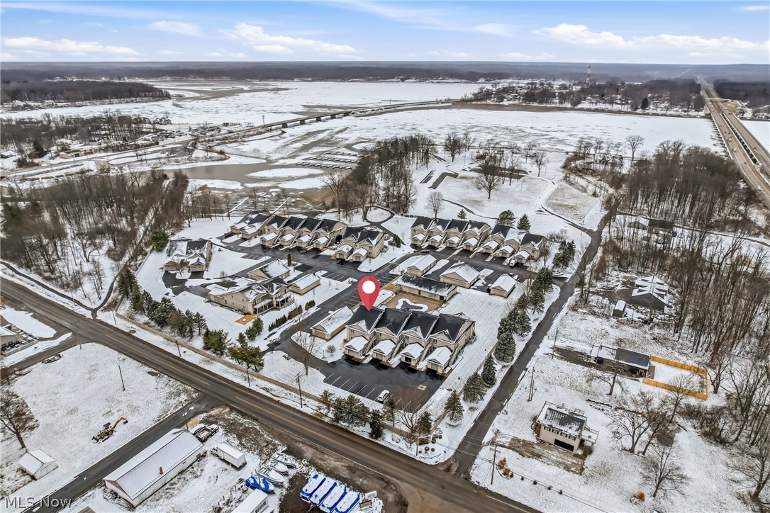 Lake Milton Condo Garage 03a - Residential