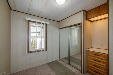 Tiny photo for 61 Parkway Street, Olmsted Falls, OH 44138 (MLS # 5189308)