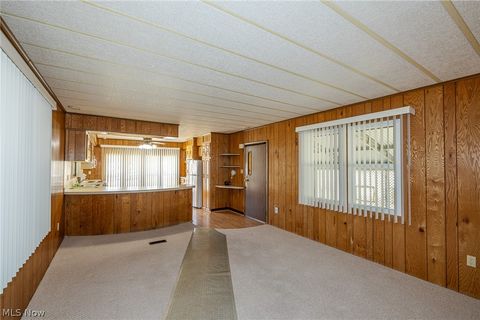 Tiny photo for 61 Parkway Street, Olmsted Falls, OH 44138 (MLS # 5189308)