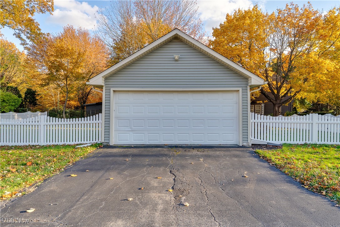 Charles W Smith - Residential