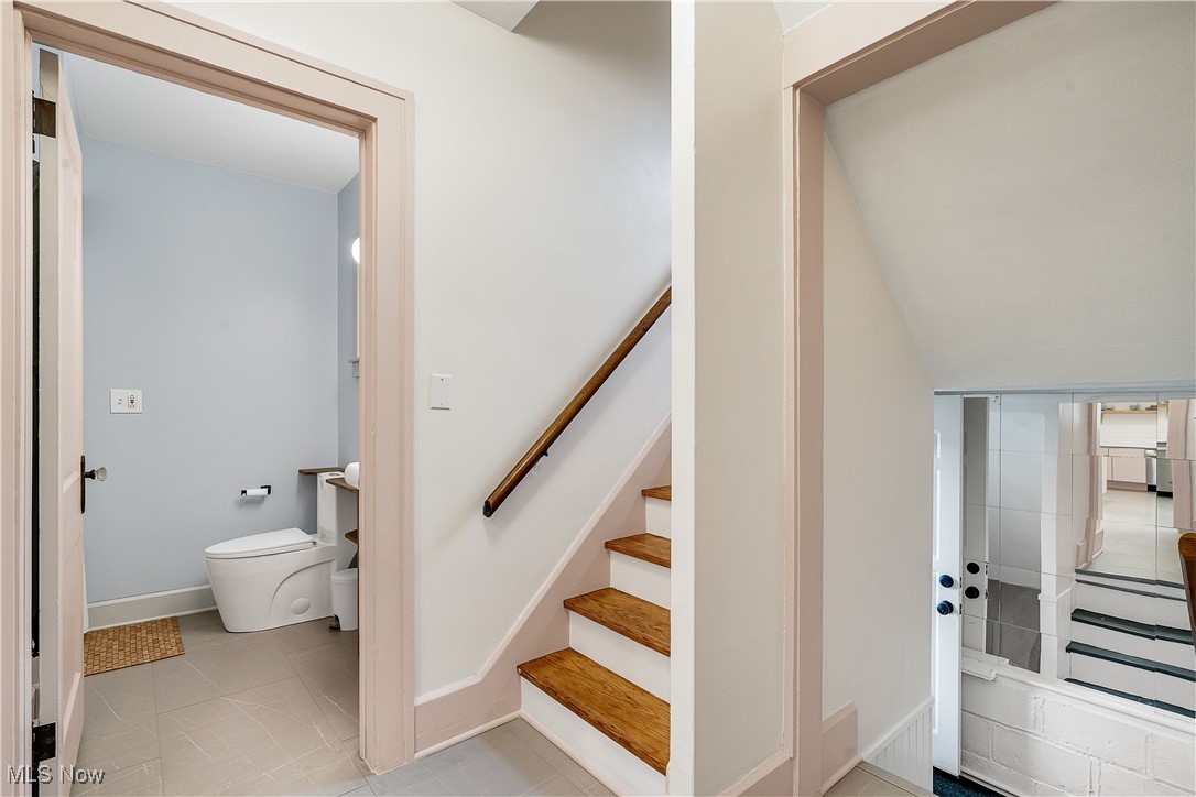 Charles W Smith - Residential