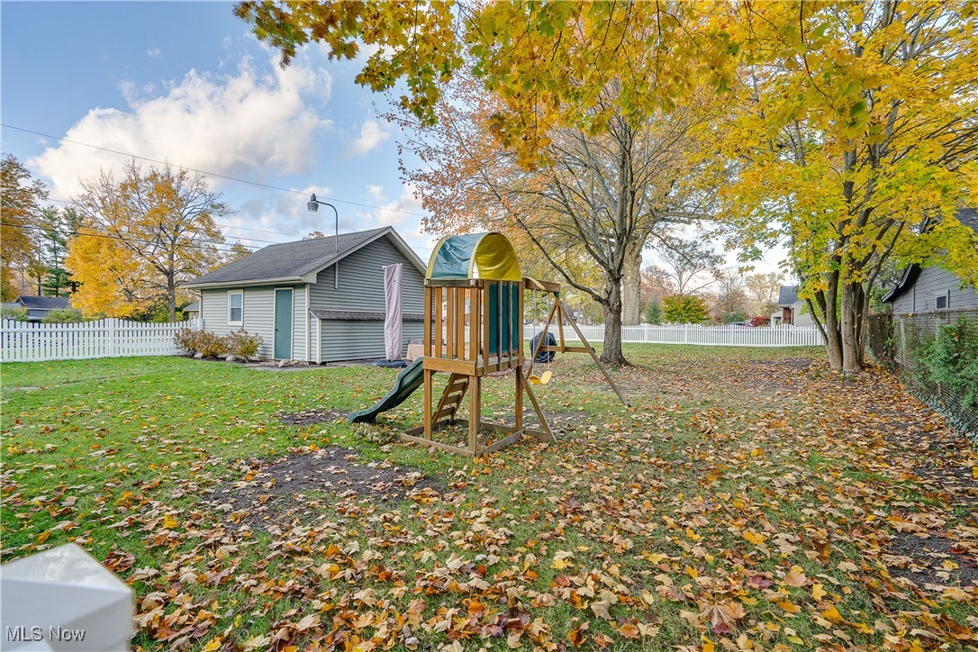 Charles W Smith - Residential