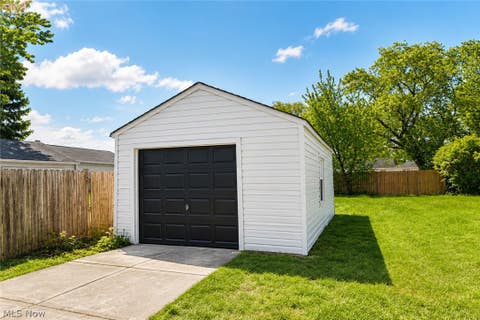 Tiny photo for 13711 Bennington Avenue, Cleveland, OH 44135 (MLS # 5210583)