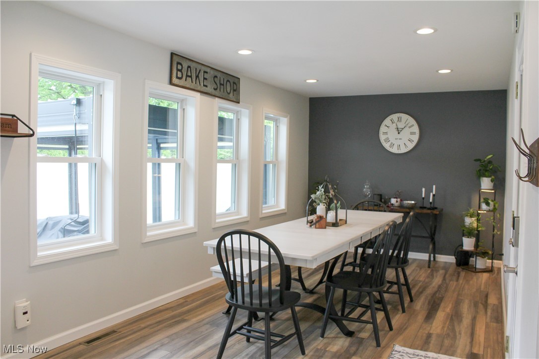 1647 Hagey Drive, Barberton, Ohio image 3
