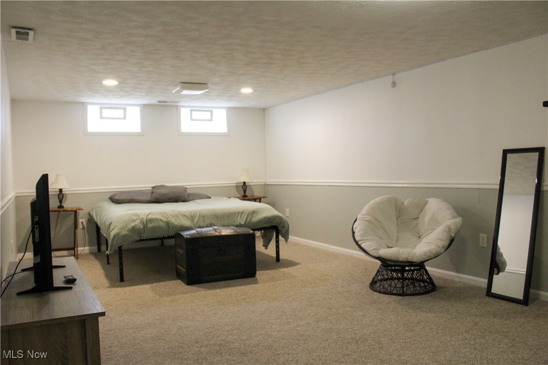 1647 Hagey Drive, Barberton, Ohio image 19