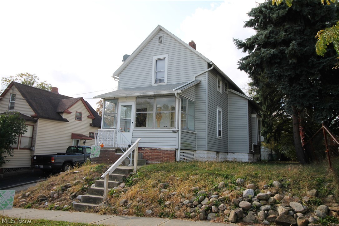 This two bedroom, one full bath colonial home with a one car garage is part of a six home portfolio. This six home portfolio total asking is $286,990. The monthly rent for this home is $700.00. The monthly income for the six properties are a total of $4,567. The other properties include 1375 Marcy Street, Akron; 2249 5th St. SW, Akron; 1259 Kansas Avenue, Akron; 250 Sobul Avenue, Akron; 622 Talbot Avenue, Akron.