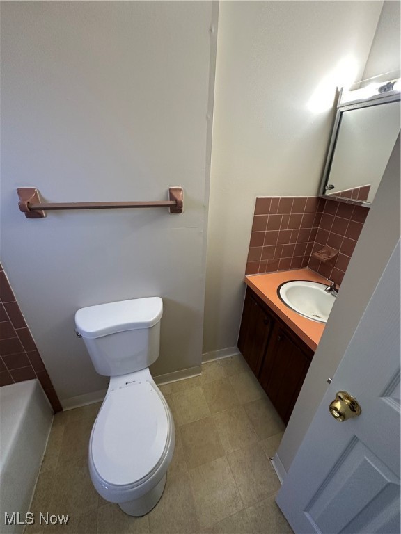 East Akron Terrace - Residential Lease