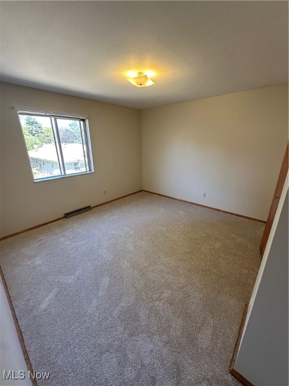 East Akron Terrace - Residential Lease