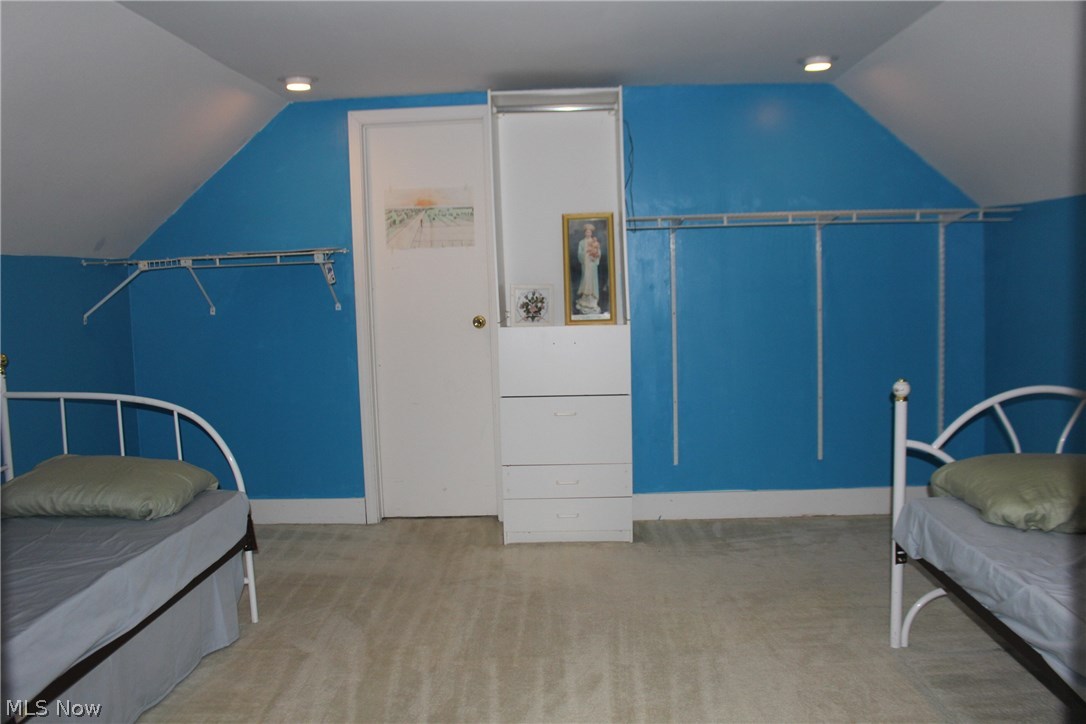 Ridgewood - Residential