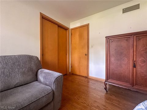 Tiny photo for 1011 Park Circle, Girard, OH 44420 (MLS # 5203272)