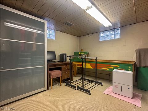 Tiny photo for 1011 Park Circle, Girard, OH 44420 (MLS # 5203272)