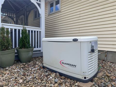 Tiny photo for 1011 Park Circle, Girard, OH 44420 (MLS # 5203272)