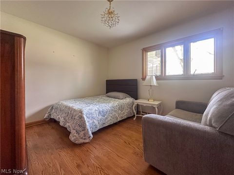 Tiny photo for 1011 Park Circle, Girard, OH 44420 (MLS # 5203272)