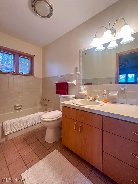 Tiny photo for 1011 Park Circle, Girard, OH 44420 (MLS # 5203272)