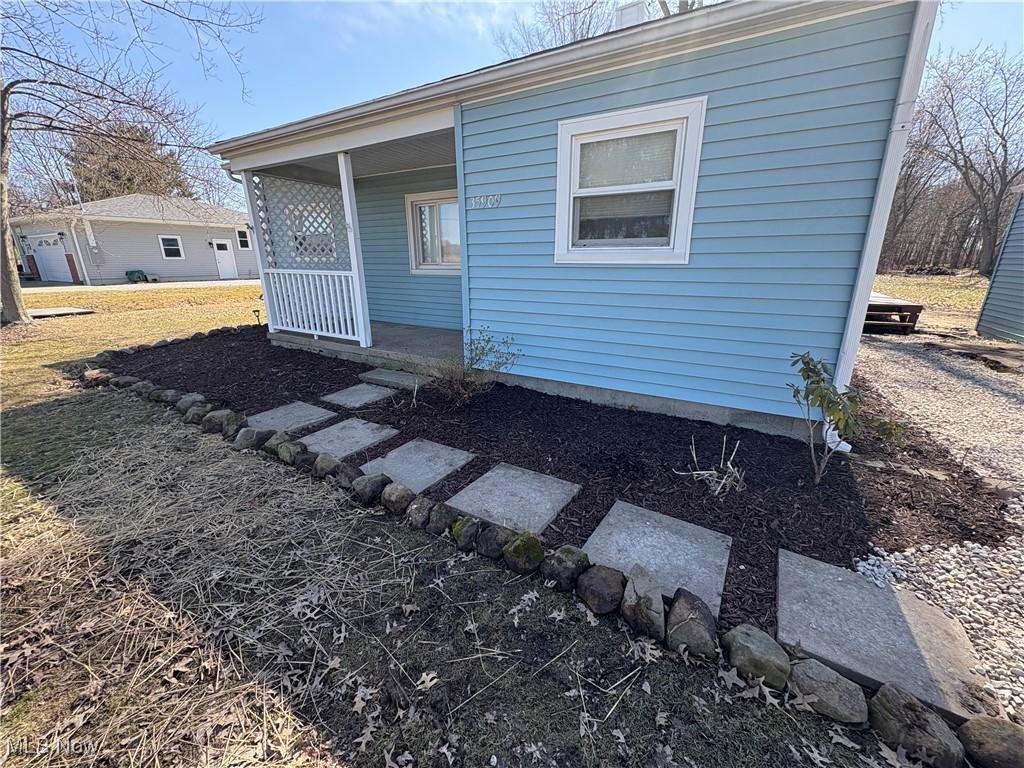 35909 Cooley Road, Grafton, Ohio image 23
