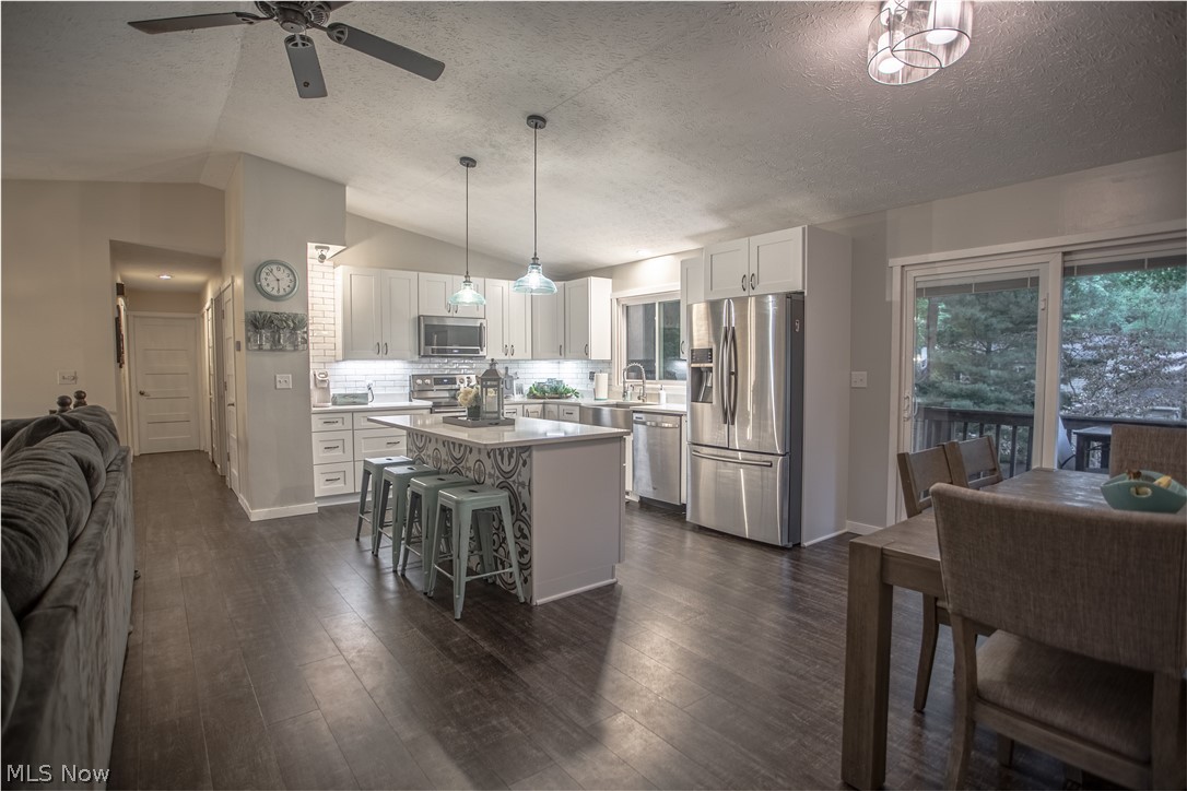Monroe Manor - Residential