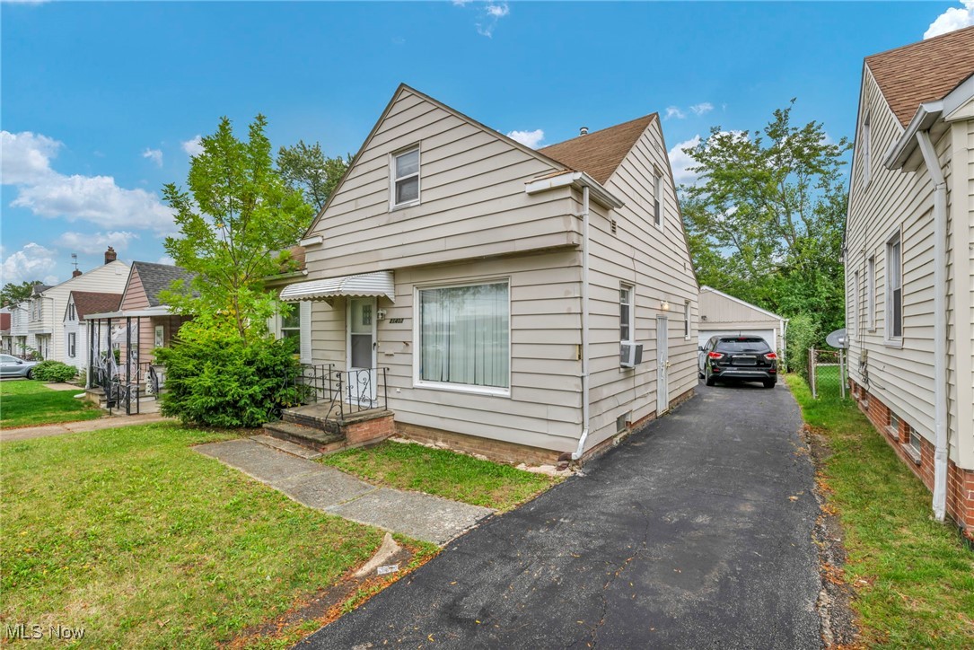 21407 Libby Road, Maple Heights, Ohio image 3