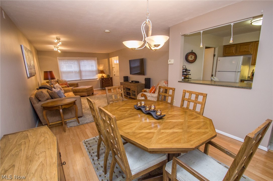 Colebrook Twnhse Condo - Residential