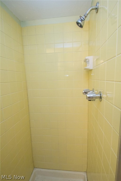 Colebrook Twnhse Condo - Residential