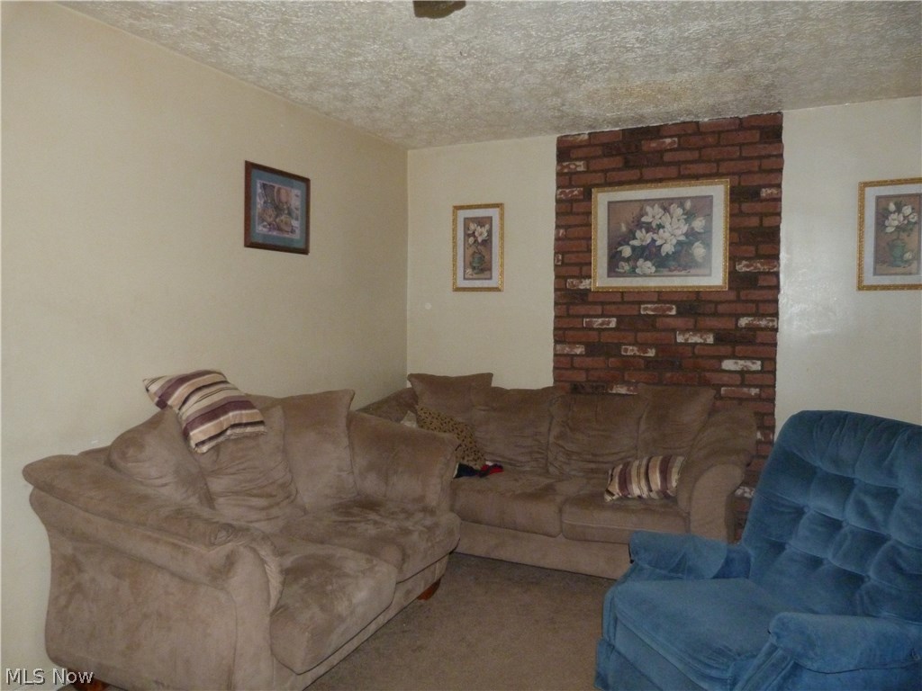 Mason Farm Acres - Residential