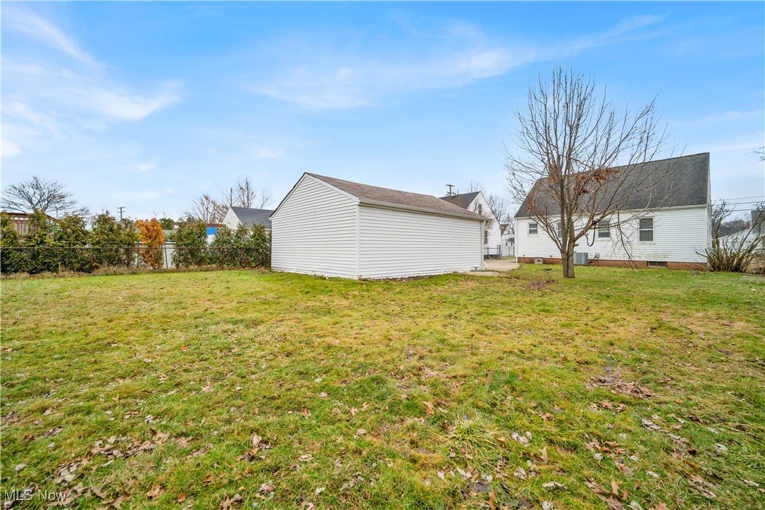 30325 Mildred Street, Willowick, Ohio image 5